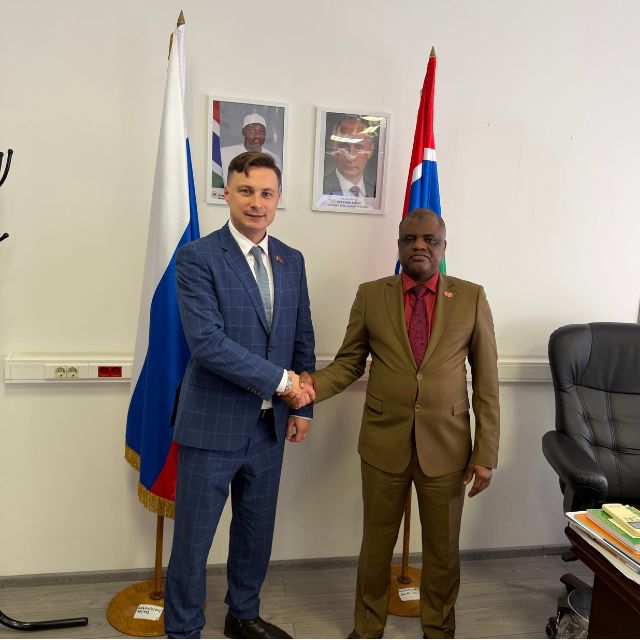 Почётный консул